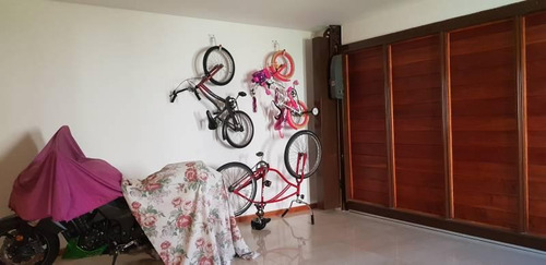 Imagen 8 de 30 de Bajo De Precio! Casa Al Lago En Venta En San Benito - Villa Nueva