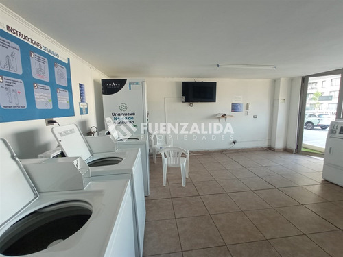 Departamento En Venta De 2 Dorm. En San Miguel