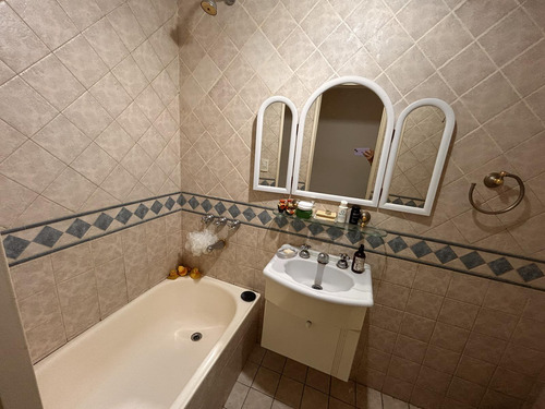 Venta Demaria Y Sinclair, 3 Amb. Con Patio. Cochera. 126m2