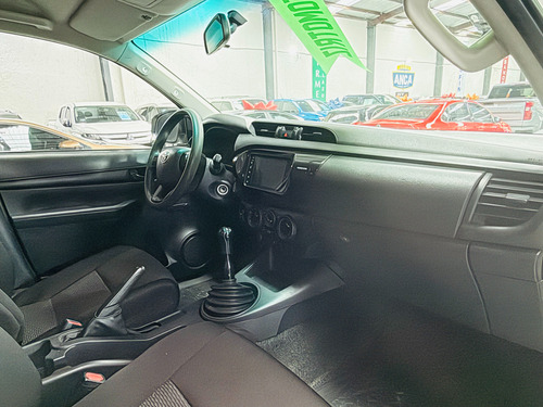 Toyota Hilux 2.8 Tdi Cabina Doble Mt