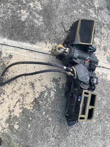 Imagen 3 de 3 de Sistema De Aire Acondicionado Silverado Rey Camión
