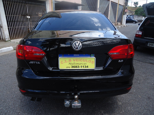 Volkswagen Jetta 2.0 Comfortline Flex 4p Automática