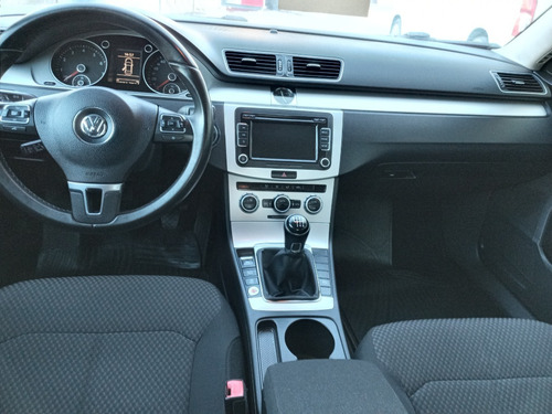 Imagen 9 de 9 de Volkswagen Passat 1.8 Tsi Confort 2014