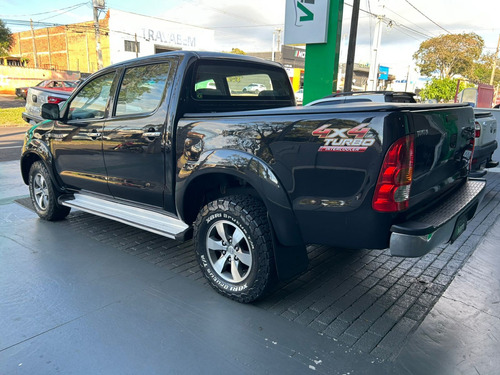 Toyota Hilux 3.0 SRV 4X4 CD 16V TURBO INTERCOOLER DIESEL 4P AUTOMÁTICO