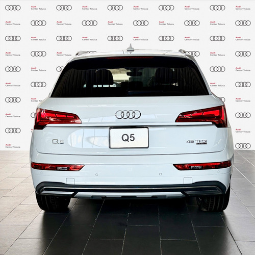 Audi Q5 2.0 L 45 Tfsi Elite Mhev