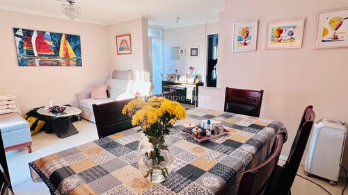 Casa En Venta De 3 Dorm. En Colina