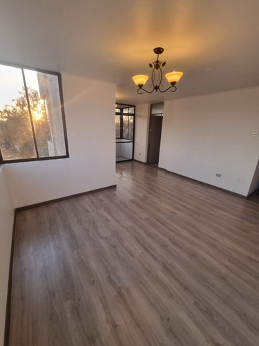 Se Arrienda Hermoso Y Amplio Departamento Sin Amoblar
