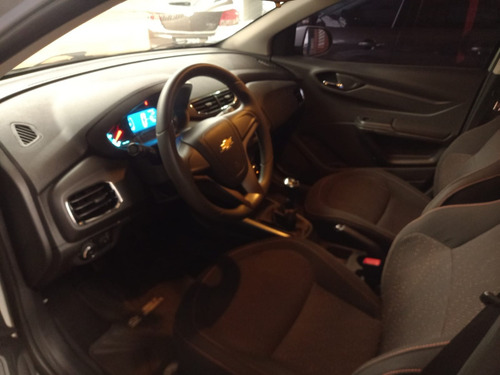Imagen 7 de 10 de Chevrolet Onix
