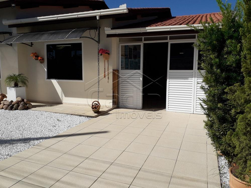 Imagem 5 de 10 de Casas - Ref: V518