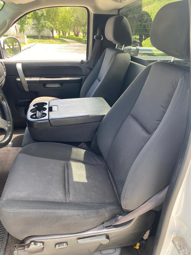 GMC Sierra 5.3 Cabina Regular Sle 4x4 Mt