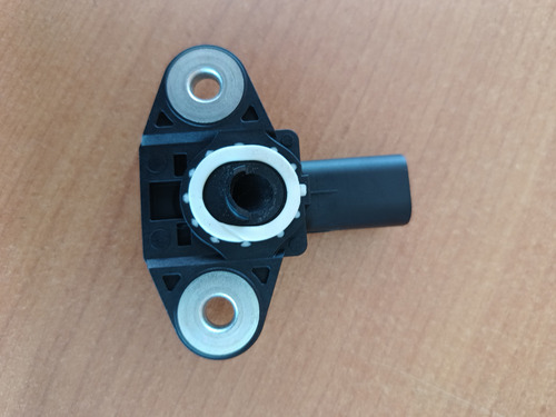 Sensor De Impacto Puerta Delantera Izq Hyundai Sonata 11-14 (Usado)