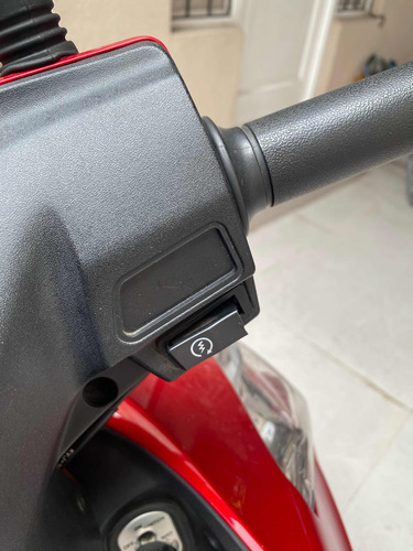 Honda Elite 125 Roja Año 2017