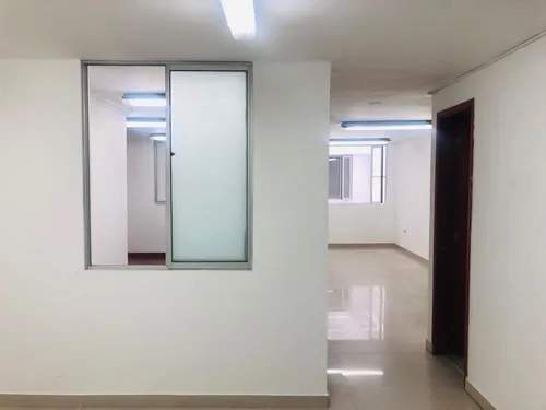 Bodega En Arriendo/venta En Santa Maria Del Lago. Cod A1002207