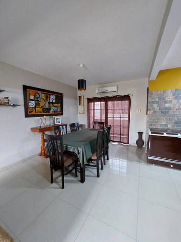 Imagen 3 de 13 de Town House En Urbanismo Privado De La Morita I 04128887550