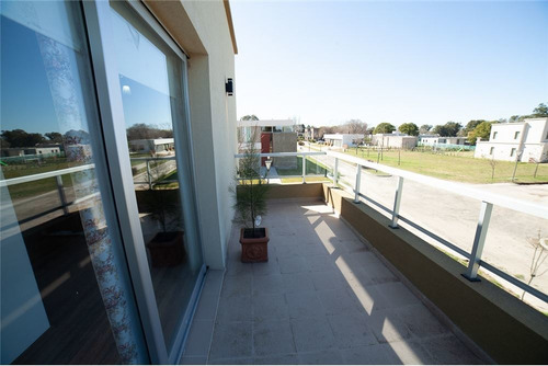 Imagen 17 de 30 de Casa En Venta.