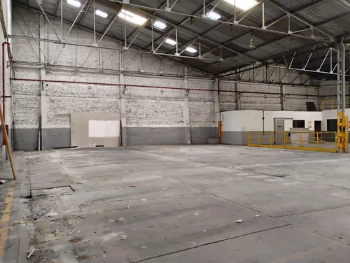 Se Alquila Bodega Barrio Industrial