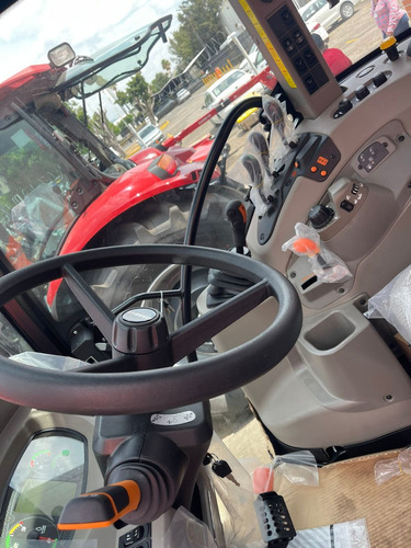 Tractor Agrícola Case Farmall 110m