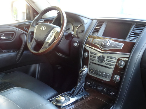 Infiniti QX80 5.6l Perfection 7 Pasajeros At