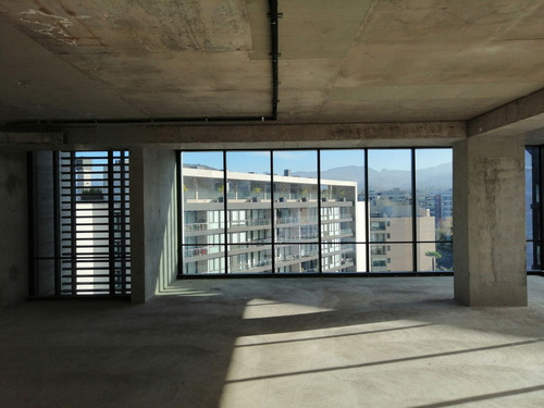 Arriendo Oficina Por Estrenar, 263,95 M2, La Dehesa