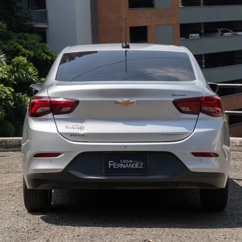 Chevrolet Onix 1.0T Premier Sedan At