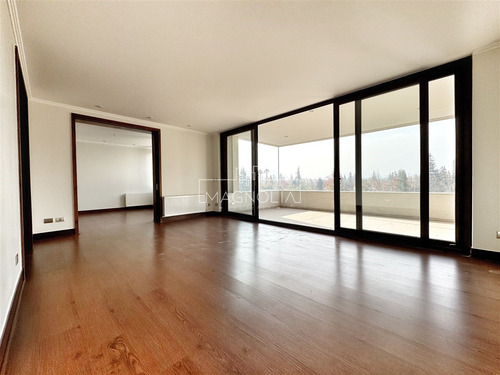 Departamento En Venta De 4 Dorm. En Lo Barnechea
