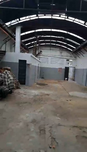 Galpon En Venta En Mataderos