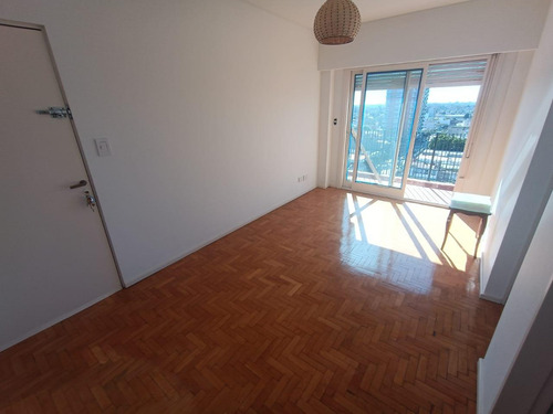 Venta - Departamento - 2 Ambientes - Balcon - Luminoso - Vis
