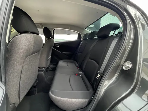 Mazda Mazda 2 1.5 i sedan aut a/ac