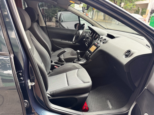 Peugeot 408 2.0 Allure 143cv