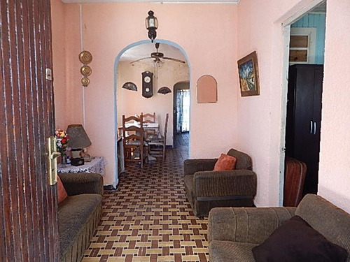 Imagen 4 de 15 de Casa De 3 Dormitorios Padrón Único, Solar De 500 M2 Próximo A Cnel Raíz Y Br Batlle Y Ordoñez