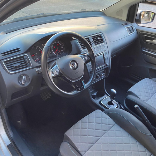 Volkswagen Suran 1.6 Imotion Highline 110cv