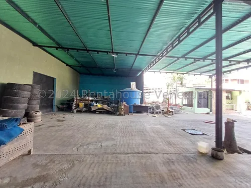 *jl/oportunidad De Negocio Galpón Cerrado 1 Abierto, 2 Casas Local Y Mas En Venta Barquisimeto, Centro Lara, Venezuela/ José López # 24-15926 / 920 M²