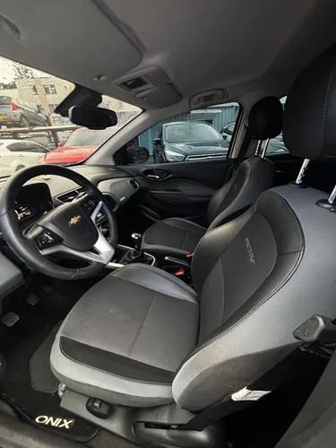 Chevrolet Onix 1.4 Ltz 5 p