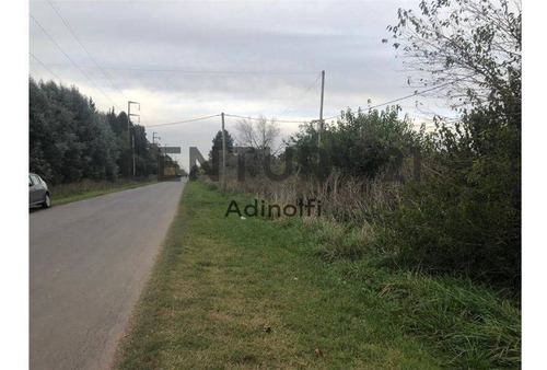 Imagen 2 de 4 de 515 E/ 215 Y 220 - Fracción De Terreno A La Venta