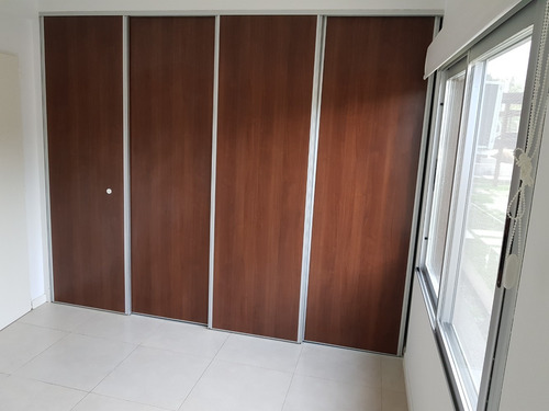 Bajo Precio! - Al Lago, 3amb, Jardín, Galería, Cochera