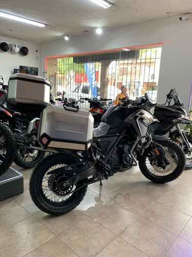 Imagen 2 de 11 de Voge 650dsx 2022