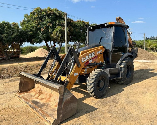 Retro Escavadeira Case 580n 4x4 Tracada Com Divida