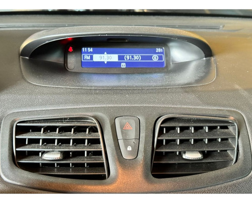 Renault Fluence 2.0 DYNAMIQUE 16V FLEX 4P AUTOMÁTICO