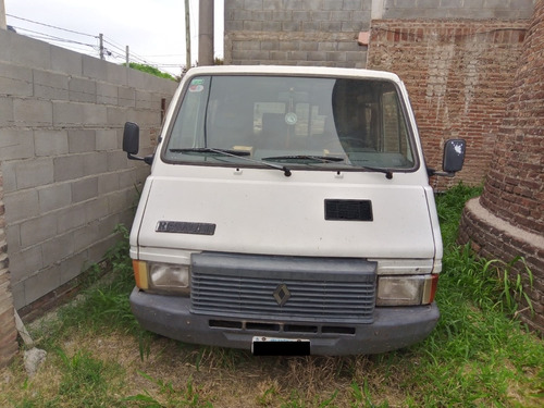 Renault Trafic 2.2 Nafta