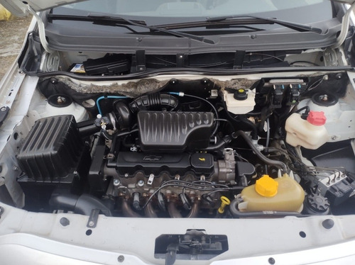 Imagem 11 de 13 de Chevrolet Montana 2017 1.4 Ls Econoflex 2p