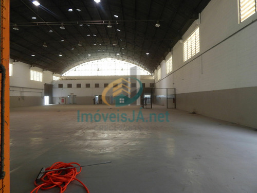 Imagem 2 de 5 de Excelente Galpão - Região Nobre Alphaville-a/t:2.500 M2,a/c:2.500 M2,pé Direito:14m,04 Docas,zupi 1, 20 Vagas,piso Epoxi - 558