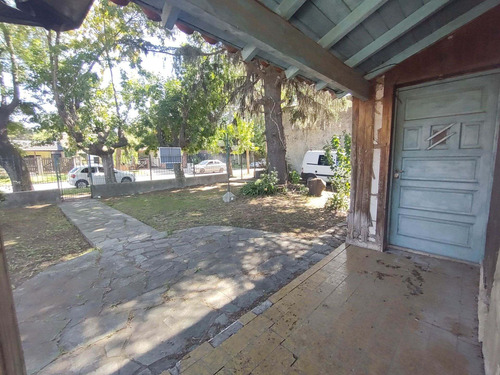 Imagen 4 de 5 de Excelente Lote Con Chalet En Excelente Ubicacion