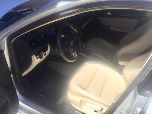 Volkswagen Jetta 2012 2.0 Comfortline Flex 4p Automática