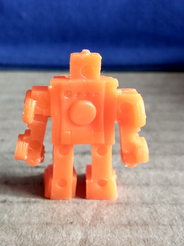 Figura Transformers Cliff Jumper Bootleg (Usado)