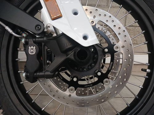 Norden 901 Husqvarna Nueva 2025 Trial Multiproposito Pro One