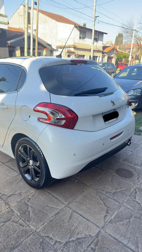 Peugeot 208 1.6 Feline Pack Cuir