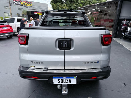Fiat Toro Freedom 1.8 AT6 4x2 (Flex)