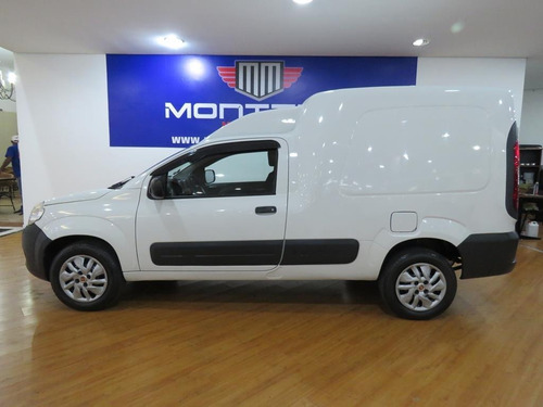Imagem 4 de 13 de Fiat Fiorino 1.4 Mpi Furgão 8v Flex Completo C/ Pneus Novos