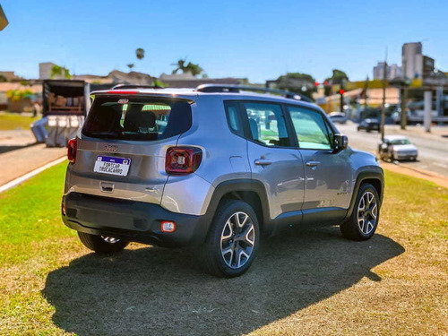 Imagem 6 de 12 de Jeep Renegade 1.8 Longitude 16v Flex 4p Automático