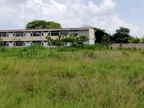 Atencion Inversionistas. Excelente Oportunidad De Adquirir Lote De Terreno En Zona De Alto Crecimiento Urbanistico E Industrial, Tipologia Plano, Acceso Asfaltado, Doble Entrada